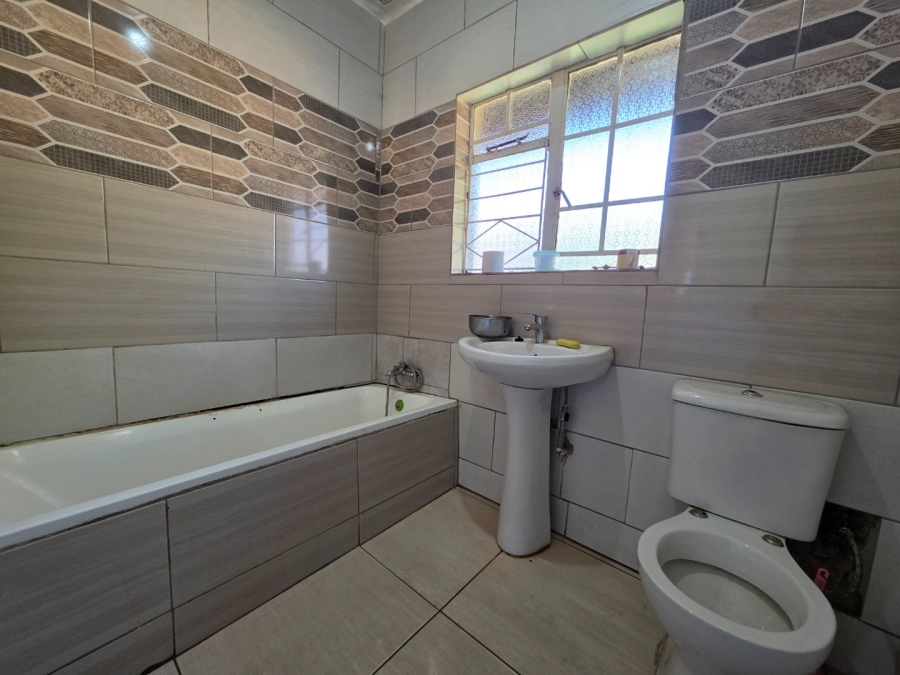 4 Bedroom Property for Sale in Vaalpark Free State